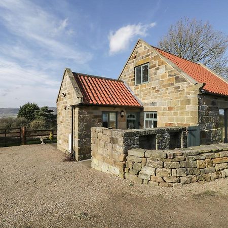 The Piggery Villa Whitby Exterior foto
