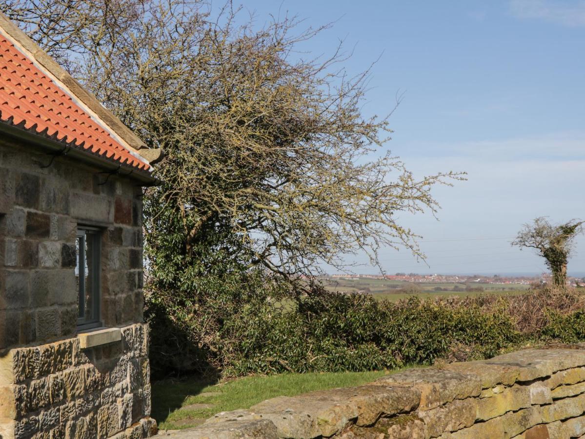 The Piggery Villa Whitby Exterior foto